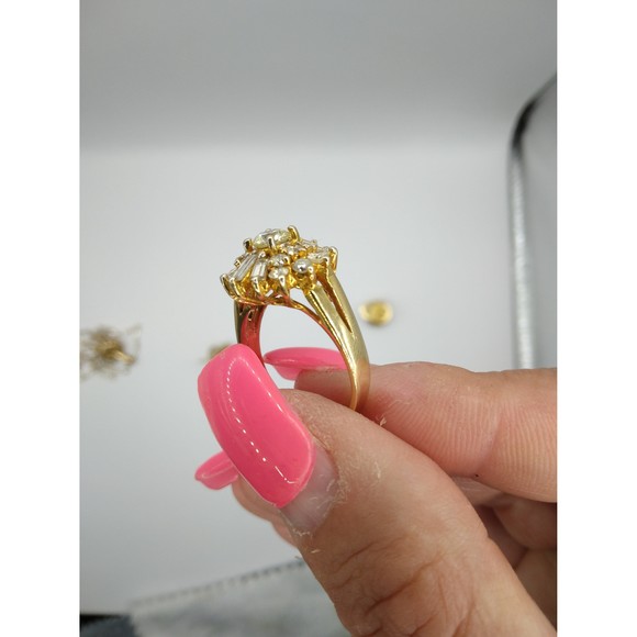 14kt Gold & Diamond Flower set 4.55ct 22.03 Grams - Picture 9 of 10